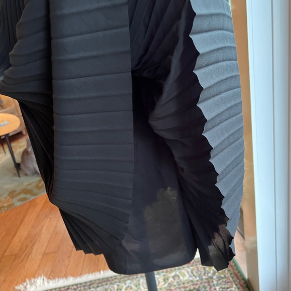 DKNY Black Pleated Midi Sheath Dress Medium Cocktail Fit Flare Evening Formal - Picture 7 of 8